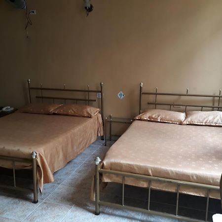 Hotel Calle Real Medellín Zewnętrze zdjęcie