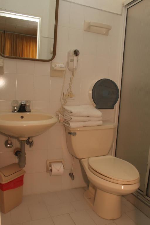 Hotel Calle Real Medellín Zewnętrze zdjęcie