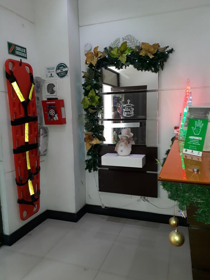 Hotel Calle Real Medellín Zewnętrze zdjęcie