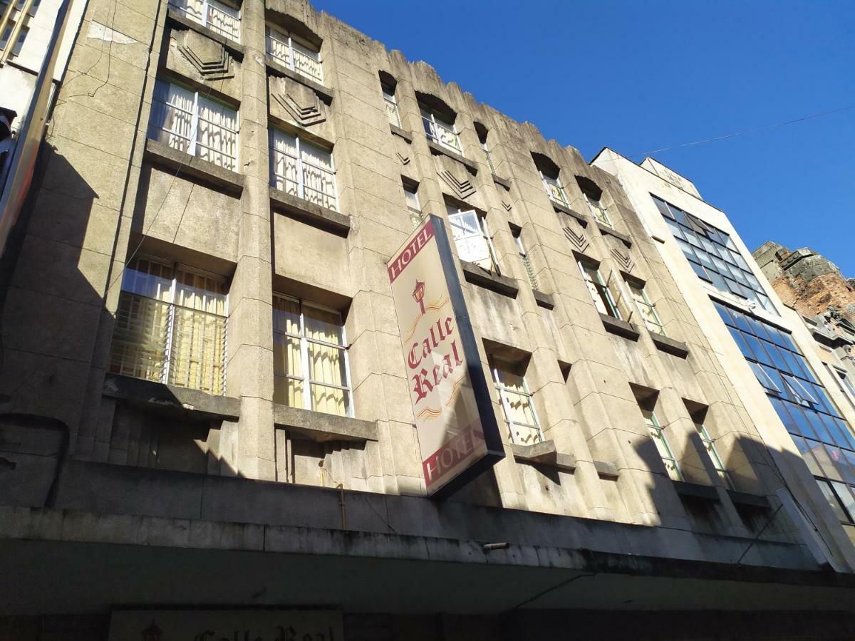 Hotel Calle Real Medellín Zewnętrze zdjęcie
